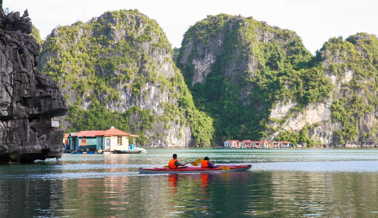 Halong Athena Cruise Hotel Ha Long Exterior photo