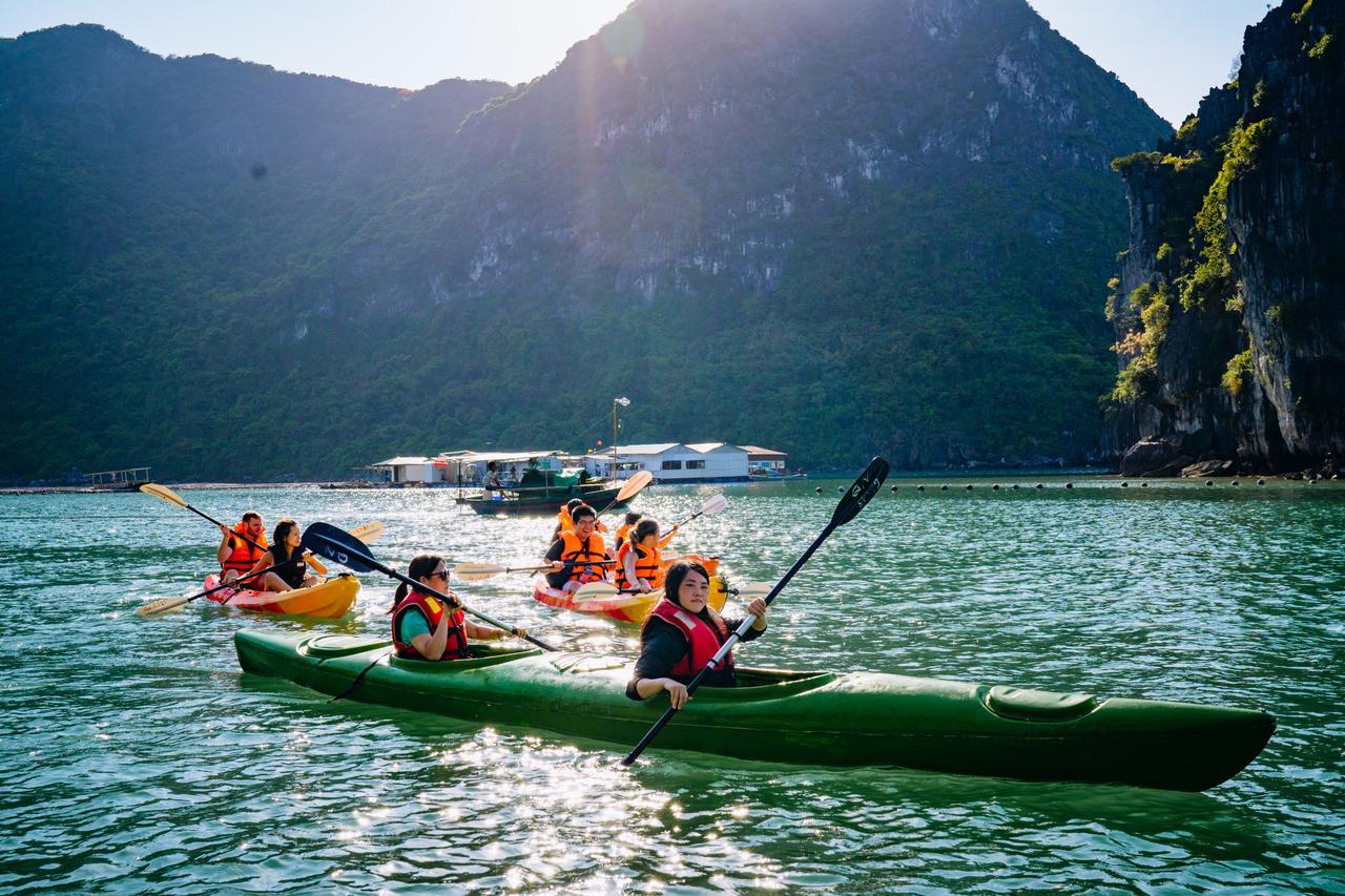 Halong Athena Cruise Hotel Ha Long Exterior photo